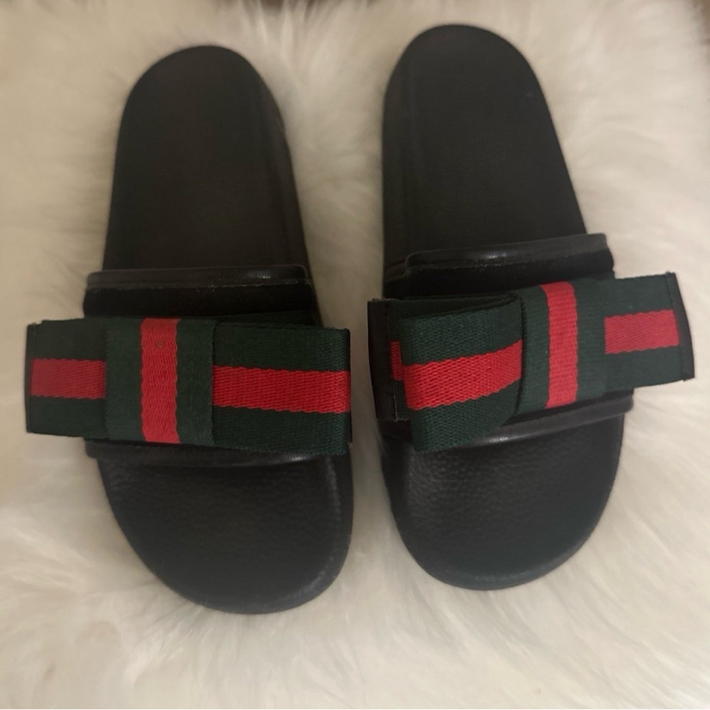 Gucci Black Slide Sandals With Green And Red Web Bow